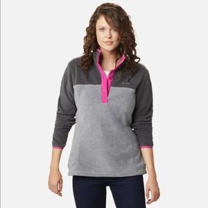 Columbia fleece pullover. Size small.